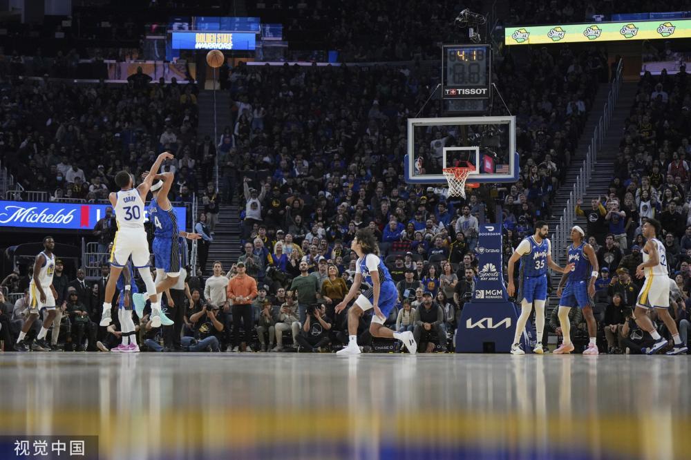 的两翼进攻 的两翼进攻